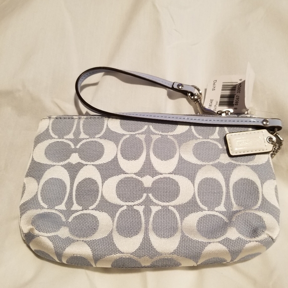 Coach Park Med. Sig. C Fabric Wristlet - Picture 9 of 10